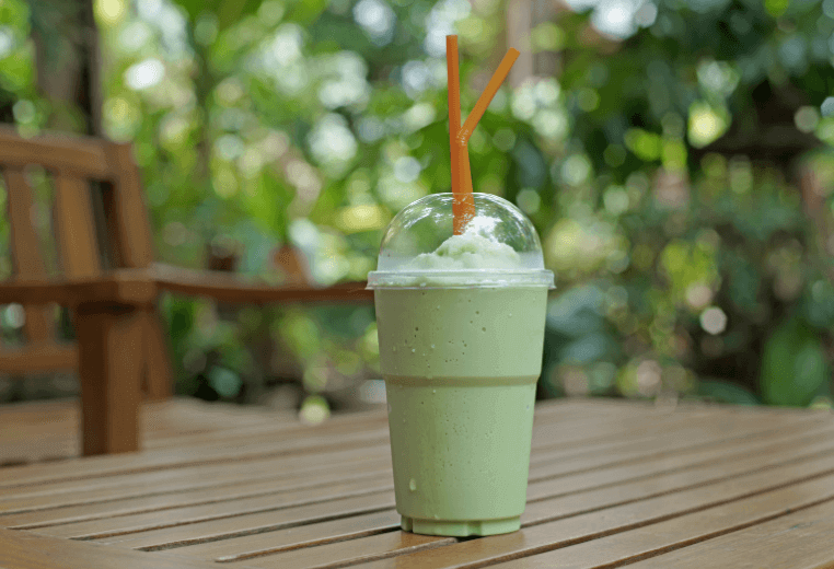 Mung Bean Milk Smoothie: A Nutritious Refreshment